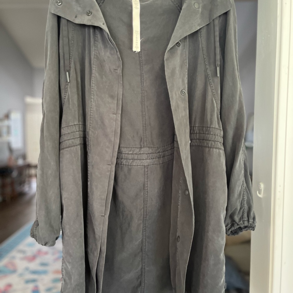 Lululemon city stroll Gray Jacket
